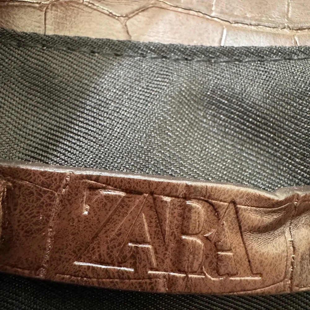 Zara Dark Brown Croc-Embossed Shoulder Bag - Picture 2 of 2